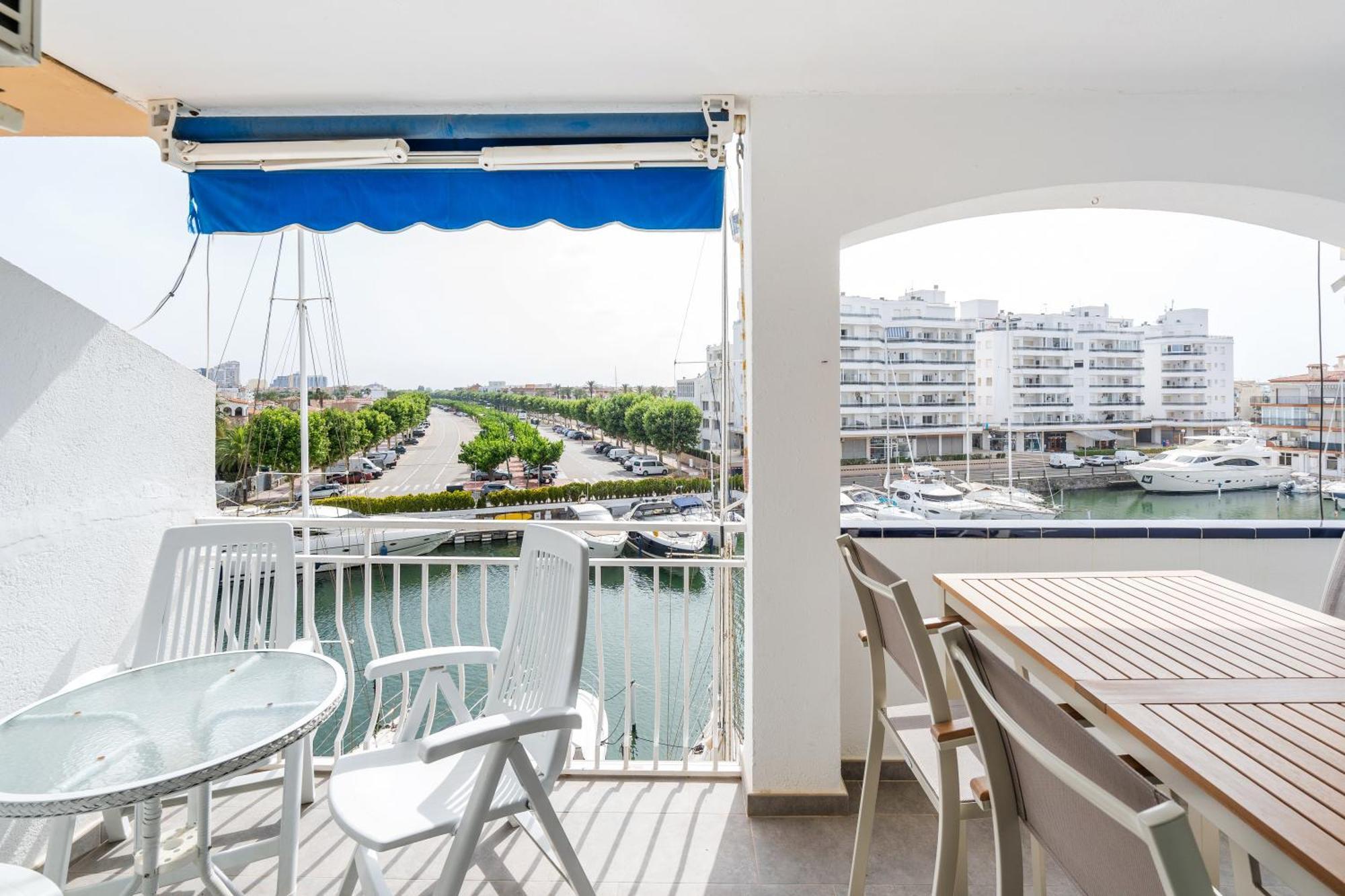 Welcs Apartamento 078 Emp Con Inmejorables Vistas Empuriabrava Bagian luar foto