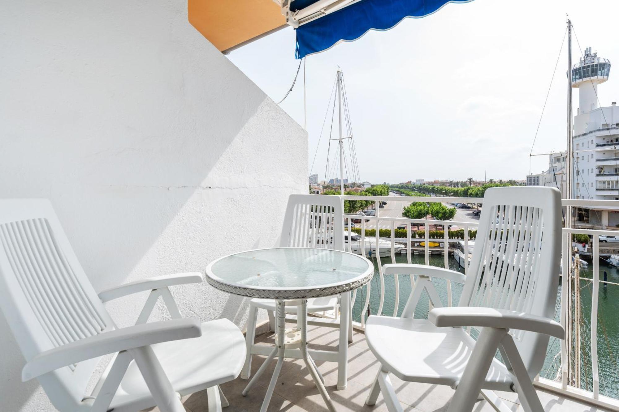 Welcs Apartamento 078 Emp Con Inmejorables Vistas Empuriabrava Bagian luar foto